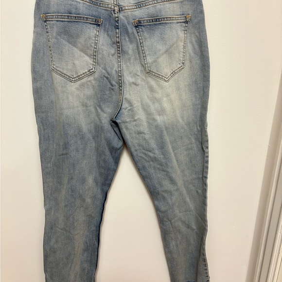 Light Old Navy Denim - Picture 2 of 2